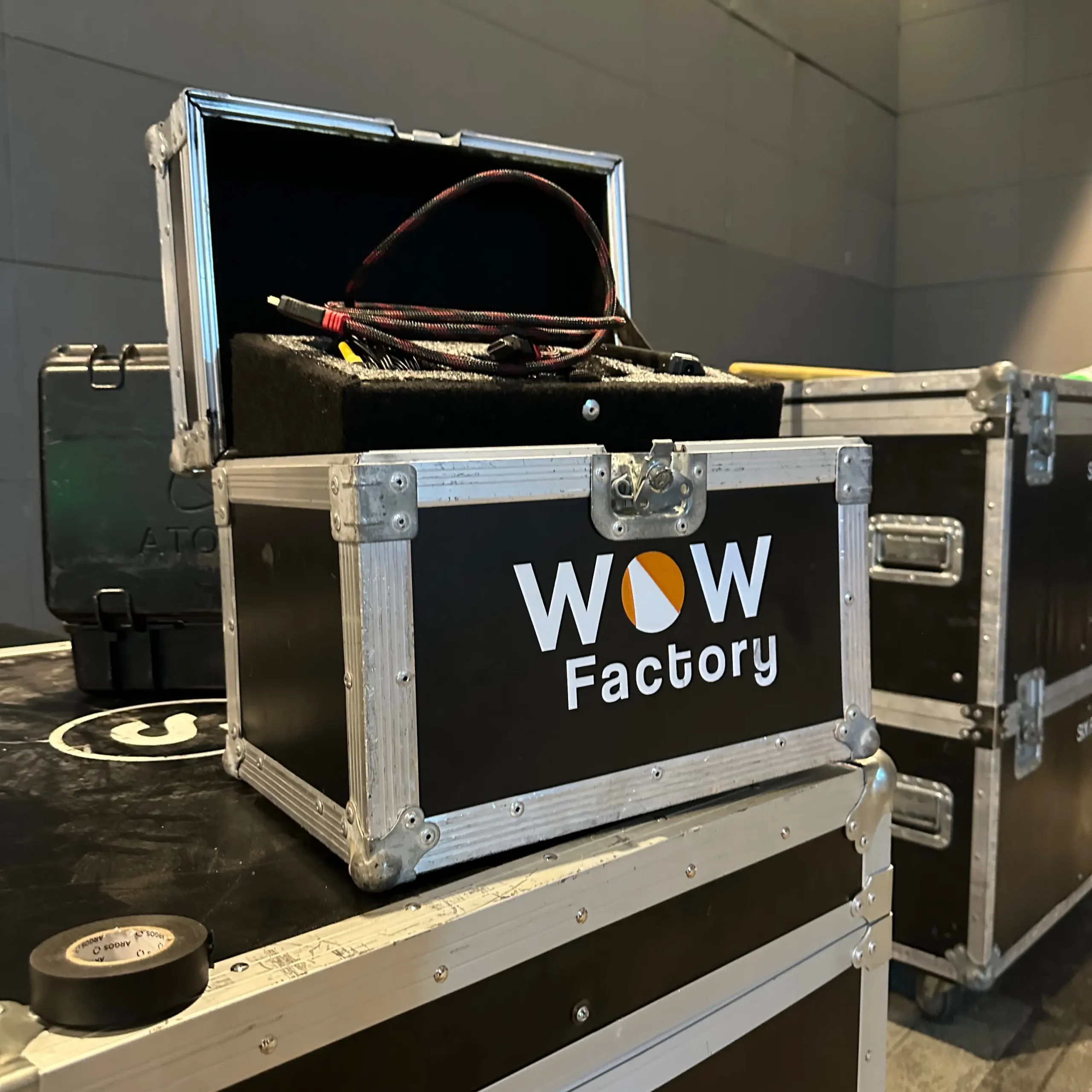 Equipo técnico y logístico de Wow Factory para coordinación de eventos.